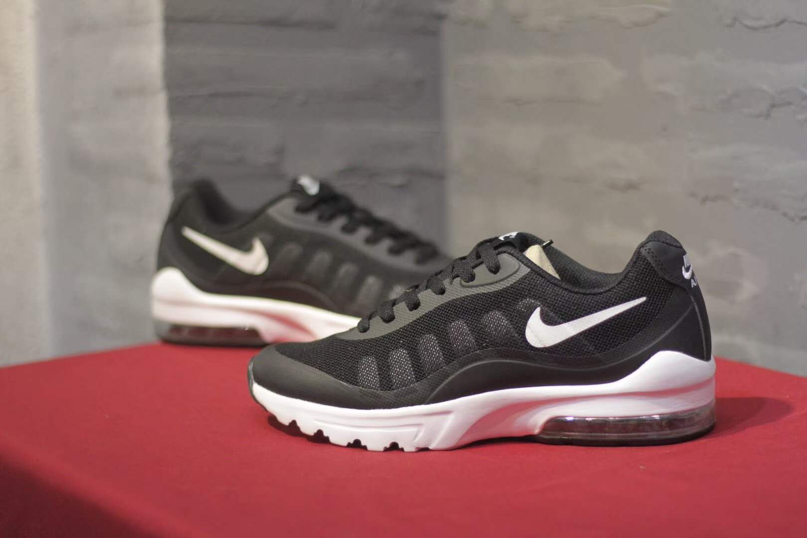 Women Nike Air Max Invigor Print 95 Black White Shoes